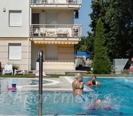 Hajdúszoboszló Aqua Wellness Apartments מראה חיצוני תמונה