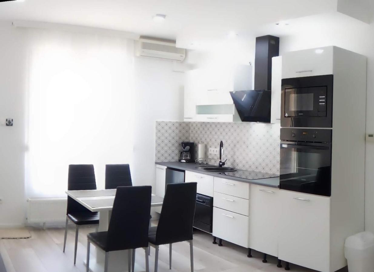 Hajdúszoboszló Aqua Wellness Apartments מראה חיצוני תמונה
